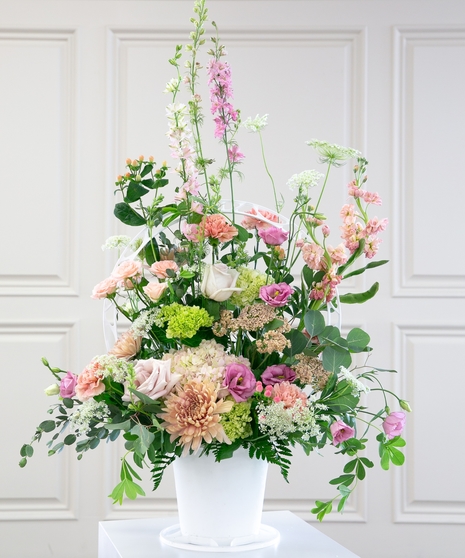 Graceful Basket - White